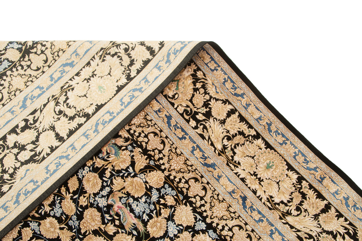 Rechteck Teppich Ghom Design in Schwarz von Hadorn™ - Lifestyle Image