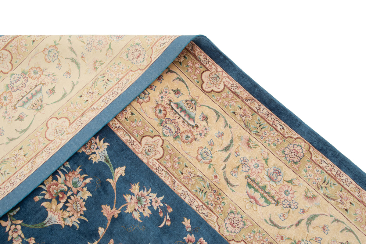 Rechteck Teppich Ghom Design in Blau von Hadorn™ - Lifestyle Image