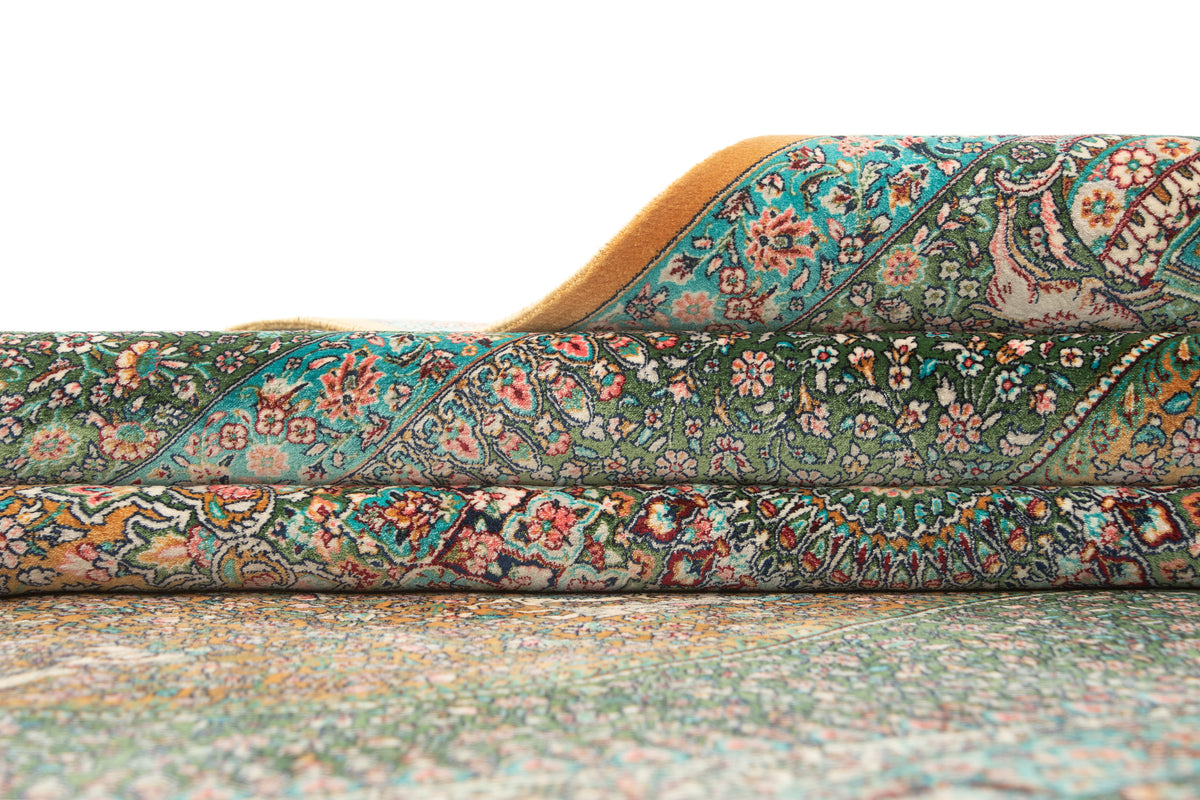 Rechteck Teppich Ghom Design in Grün von Hadorn™ - Lifestyle Image