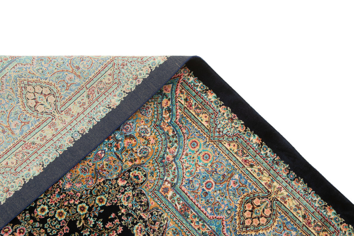 Rechteck Teppich Ghom Design in Schwarz  von Hadorn™ - Lifestyle Image