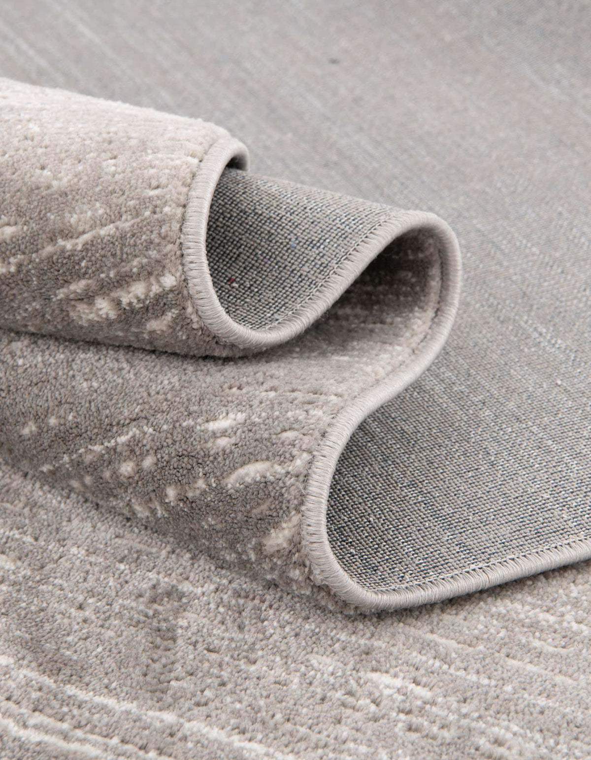 Rechteck Teppich Bellevue in Grau von Hadorn™ - Lifestyle Image