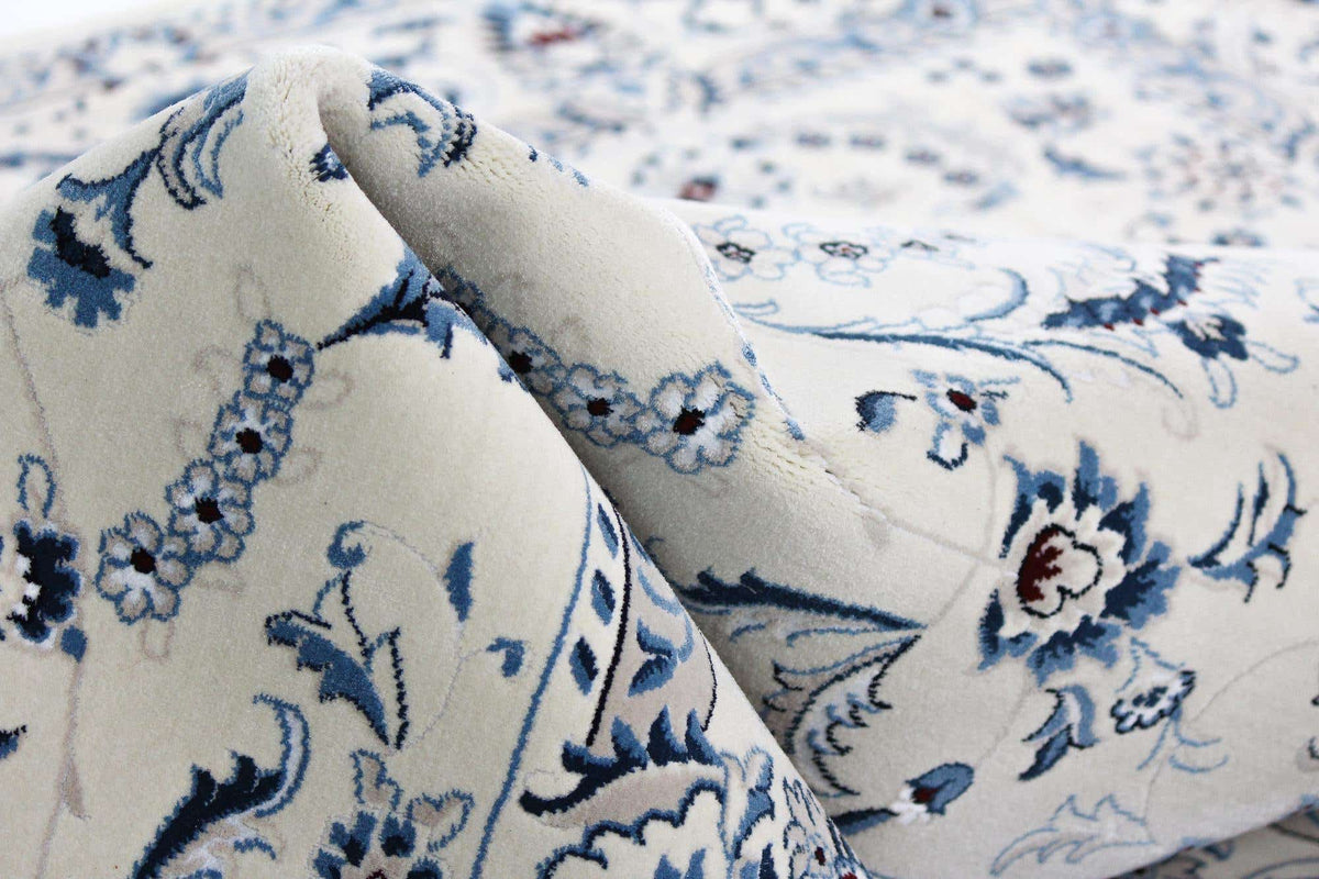 Rund Teppich Classical in Creme von Hadorn™ - Lifestyle Image