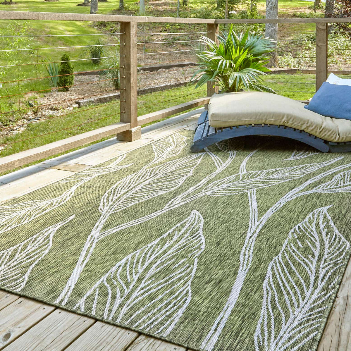Rechteck Outdoor Teppich Tulum Outdoor in Grün von Hadorn™ - Lifestyle Image