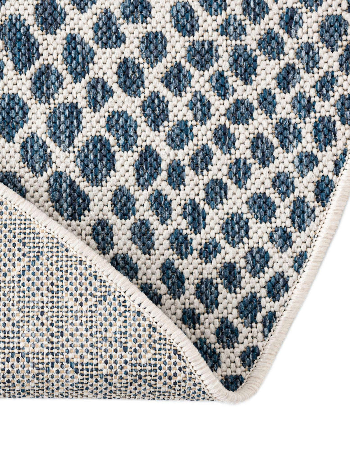 Oval Outdoor Teppich Tulum Outdoor in Blau von Hadorn™ - Lifestyle Image