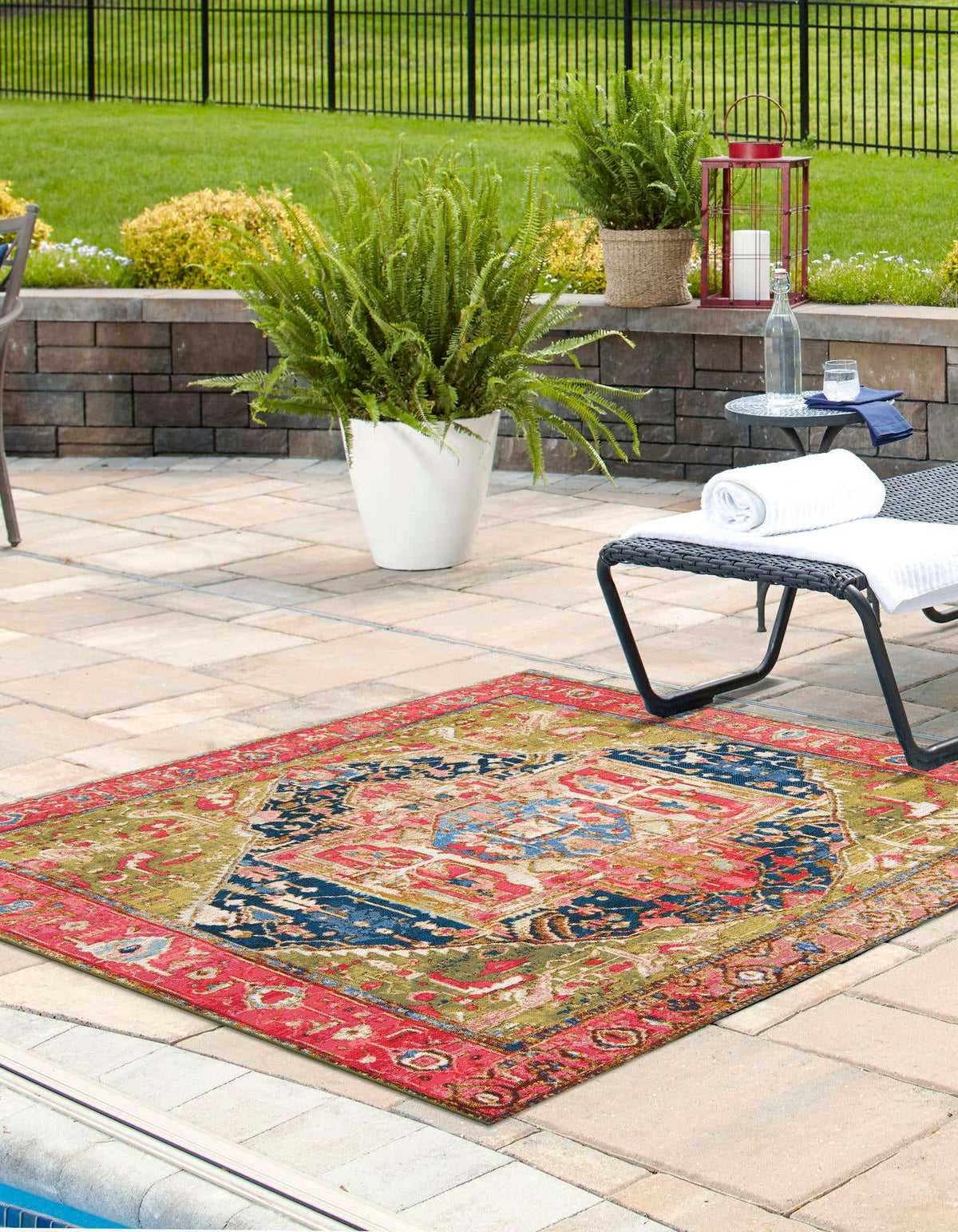 Outdoor Traditional