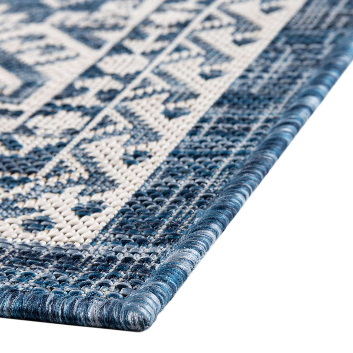 Rechteck Outdoor Teppich Tulum Outdoor in Blau von Hadorn™ - Lifestyle Image
