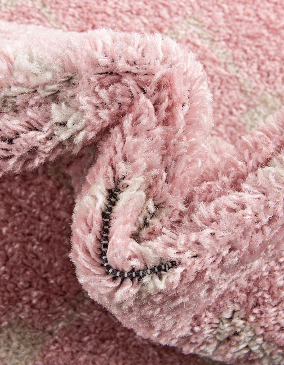 Quadratisch Teppich Moroccan Trellis in Rosa von Hadorn™ - Lifestyle Image
