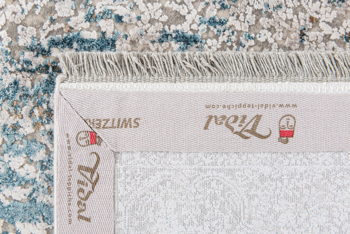 Rechteck Luxus Teppich Basel in Grau von Hadorn™ - Lifestyle Image