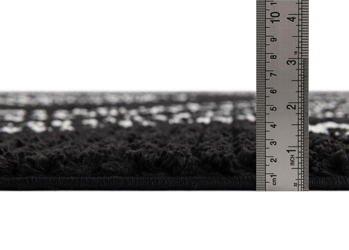 Rechteck Teppich Frauenfeld Vaiana in Schwarz von Hadorn™ - Lifestyle Image