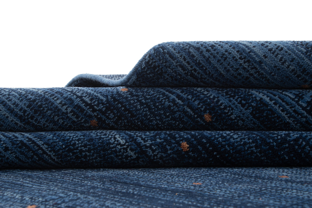 Rechteck Teppich Emmen in Blau von Hadorn™ - Lifestyle Image