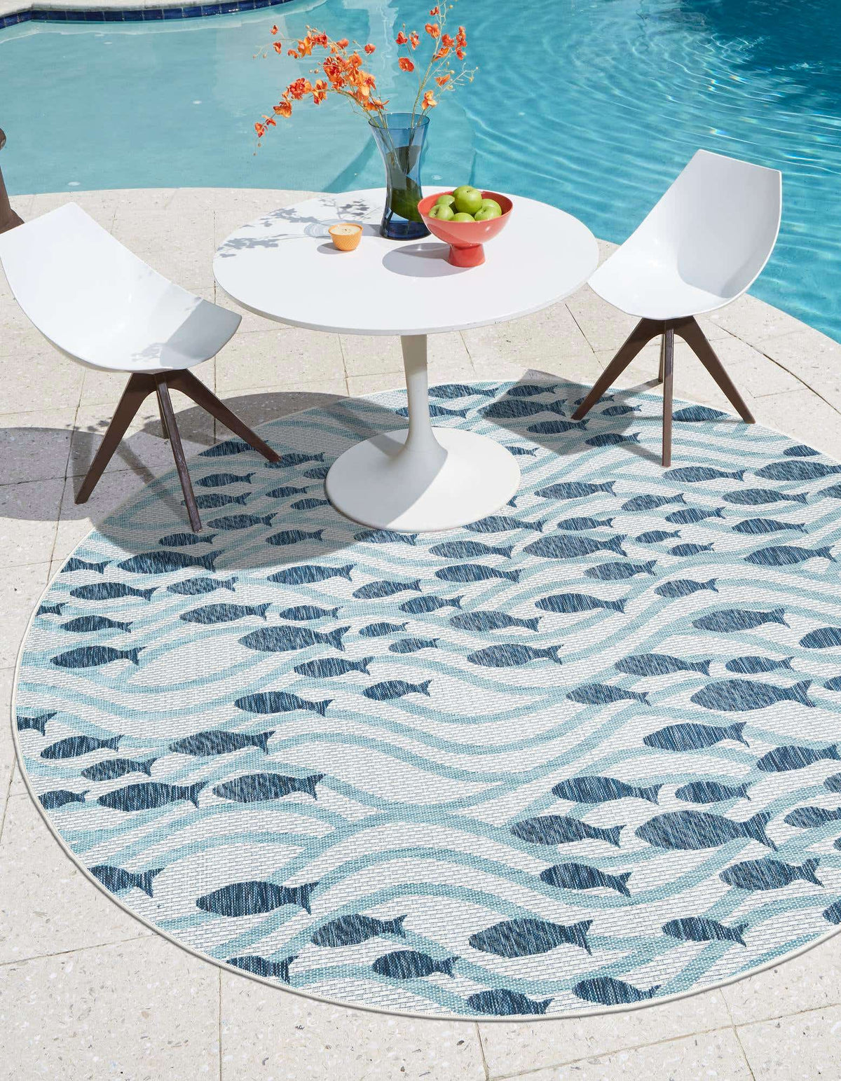 Rund Outdoor Teppich Tulum Outdoor in Blau von Hadorn™ - Lifestyle Image