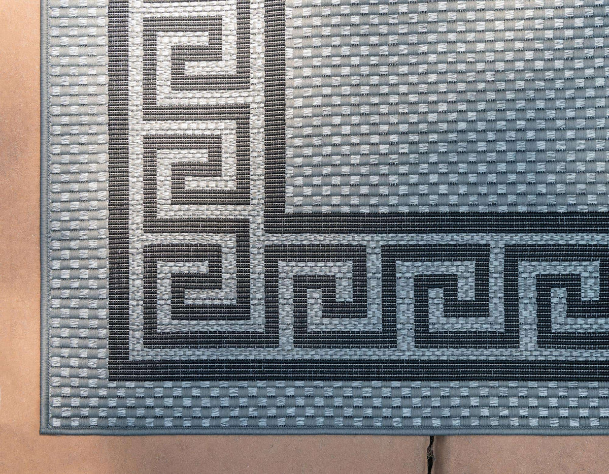 Rechteck Outdoor Teppich Outdoor Border in Grau von Hadorn™ - Lifestyle Image