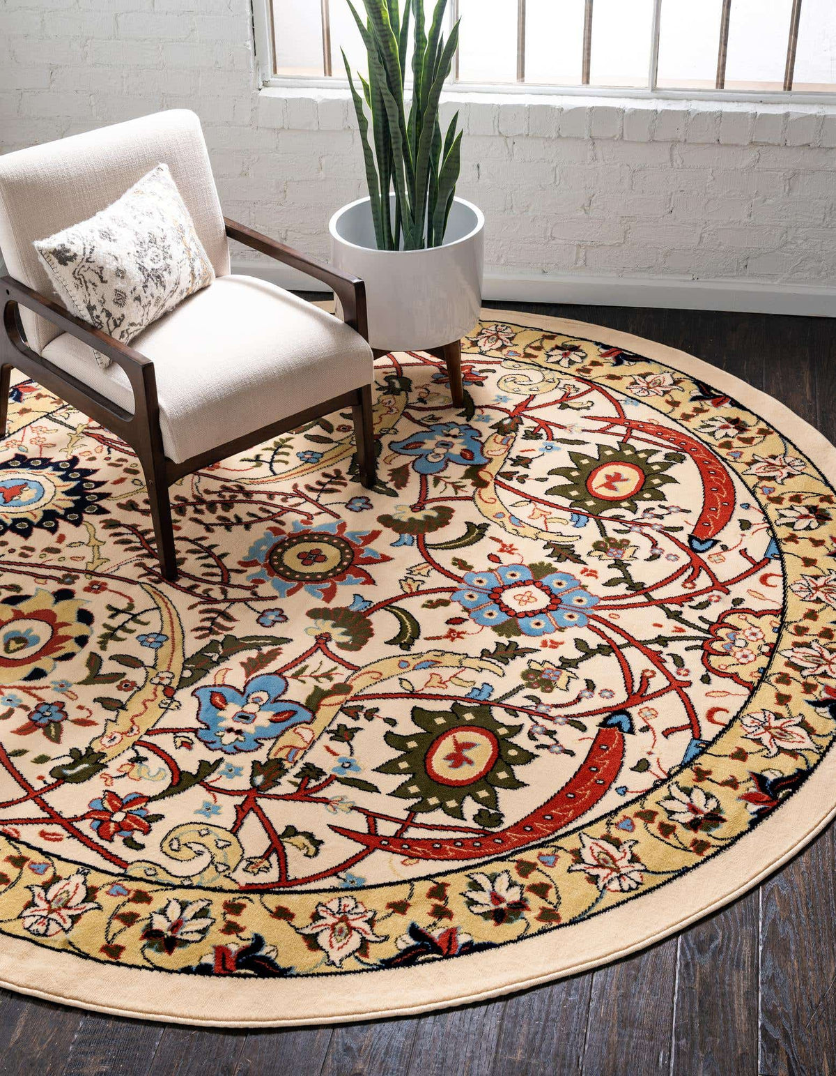 Rund Teppich Isfahan Design in Creme von Hadorn™ - Lifestyle Image
