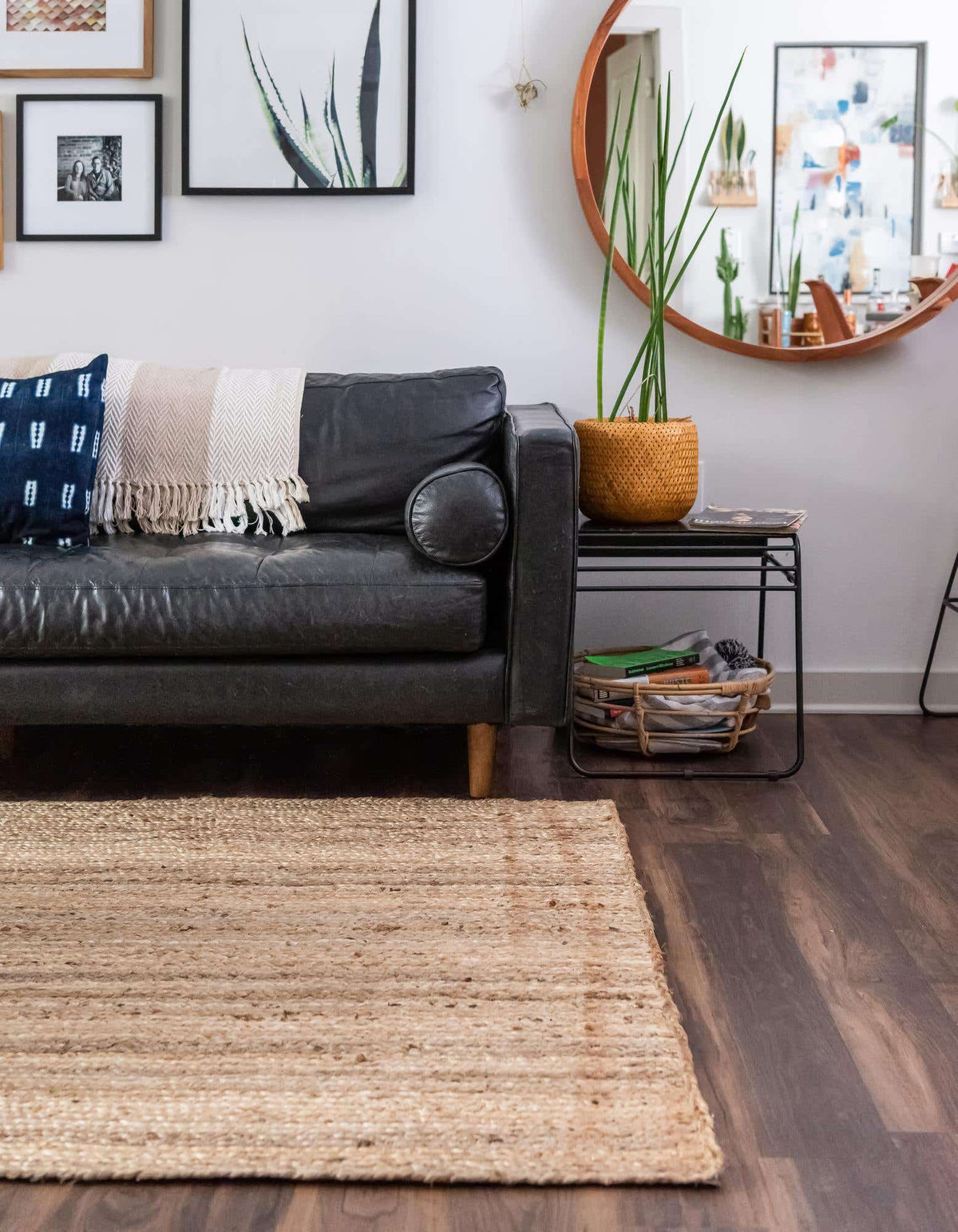 Rechteck Teppich Braided Jute in Natürlich von Hadorn™ - Lifestyle Image