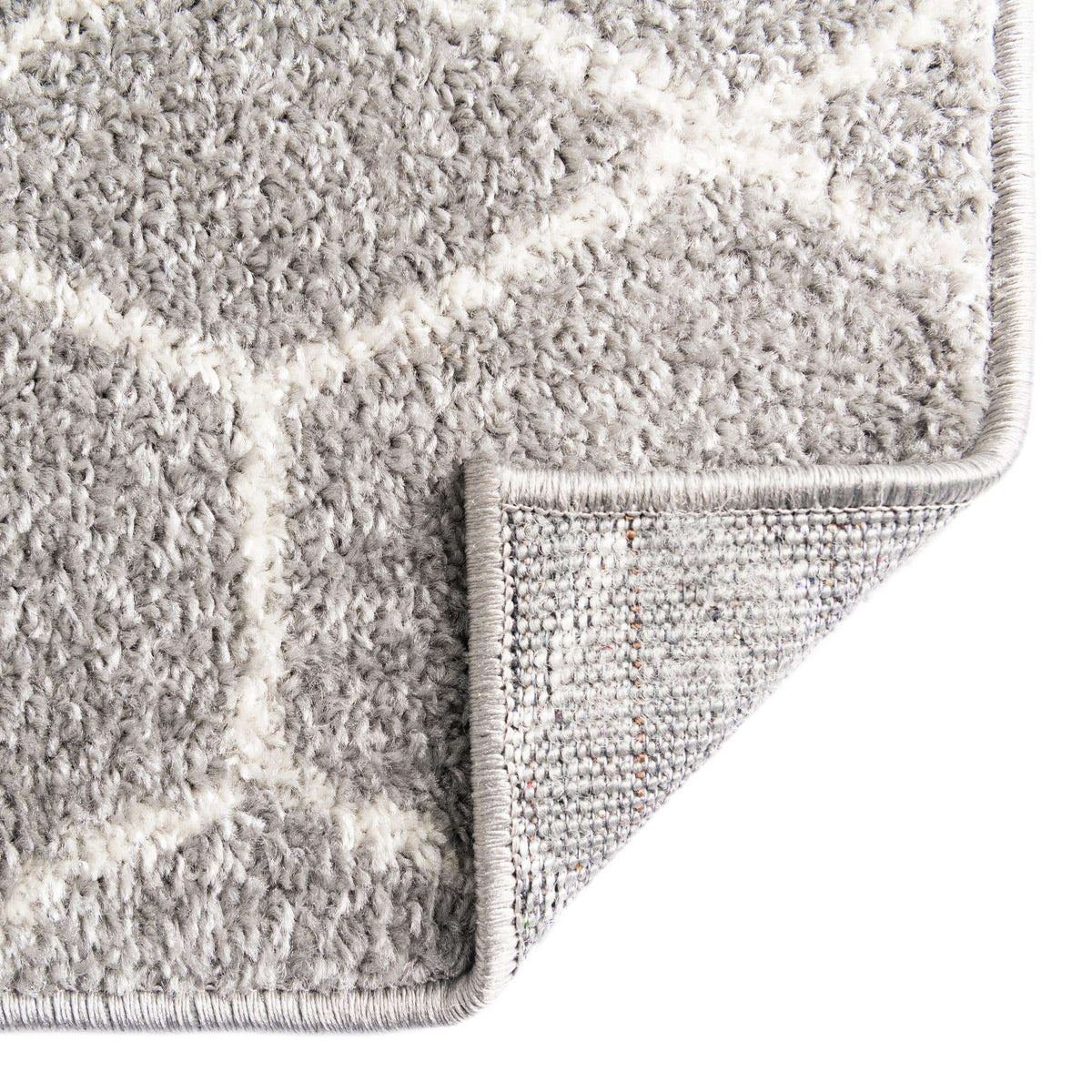 Rechteck Teppich Trellis Frieze in Hellgrau von Hadorn™ - Lifestyle Image