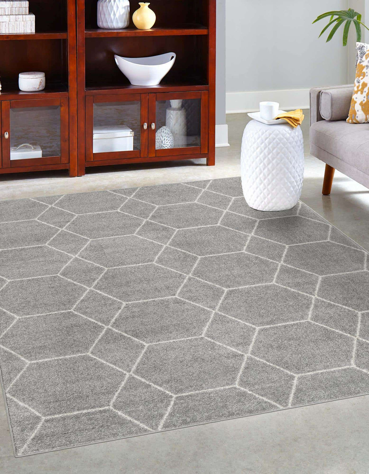 Rechteck Teppich Trellis Frieze in Hellgrau von Hadorn™ - Lifestyle Image