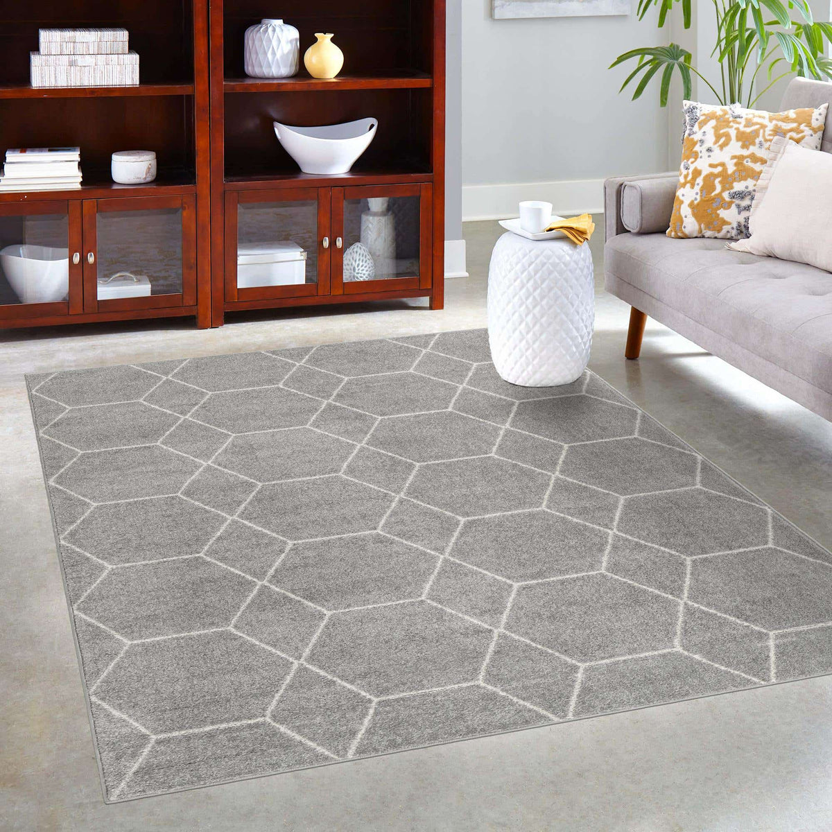 Rechteck Teppich Trellis Frieze in Hellgrau von Hadorn™ - Lifestyle Image