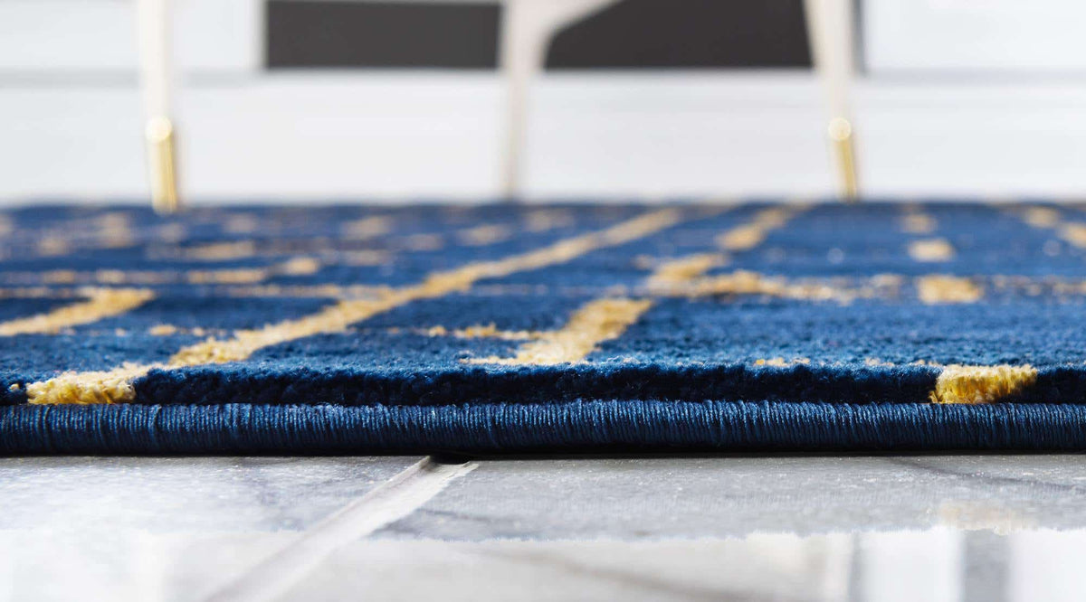 Rechteck Teppich Marilyn Monroe™ Glam Trellis in Blau von Hadorn™ - Lifestyle Image