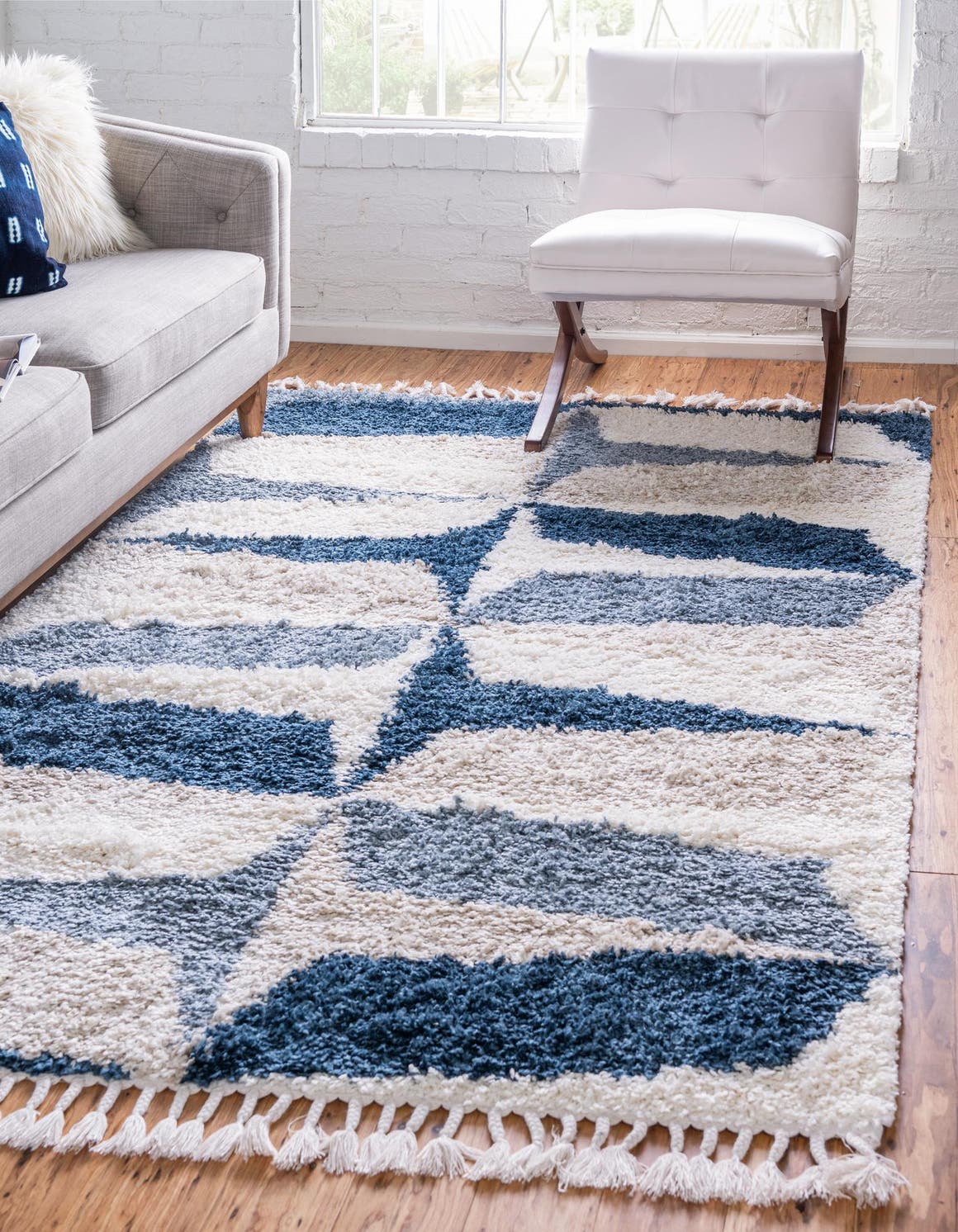 Rechteck Hochflorteppich Lagom Shag in Blau von Hadorn™ - Lifestyle Image