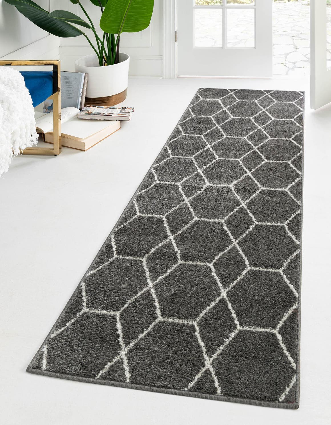 Läufer Teppich Trellis Frieze in Dunkelgrau von Hadorn™ - Lifestyle Image