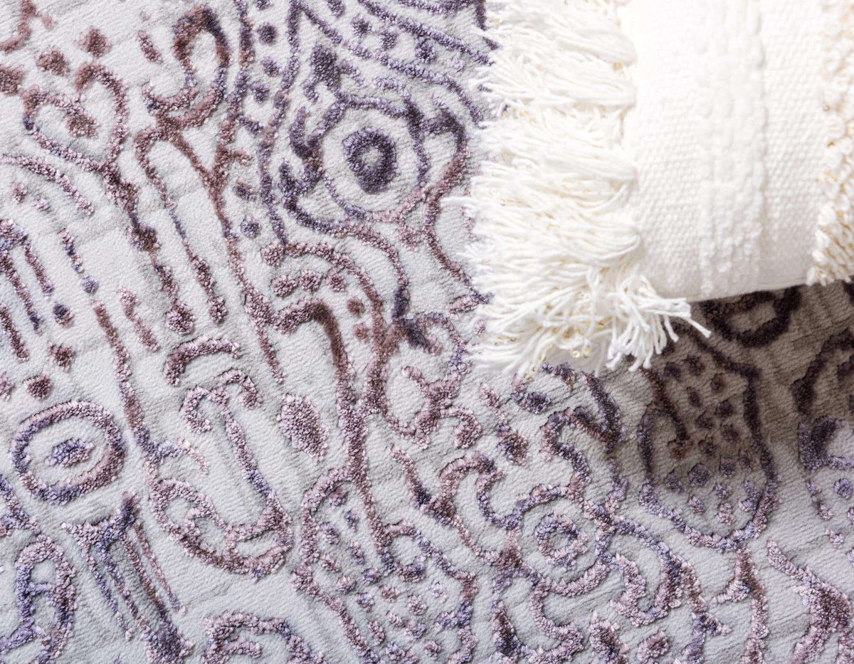 Rund Teppich Chesterfield in Violett von Hadorn™ - Lifestyle Image
