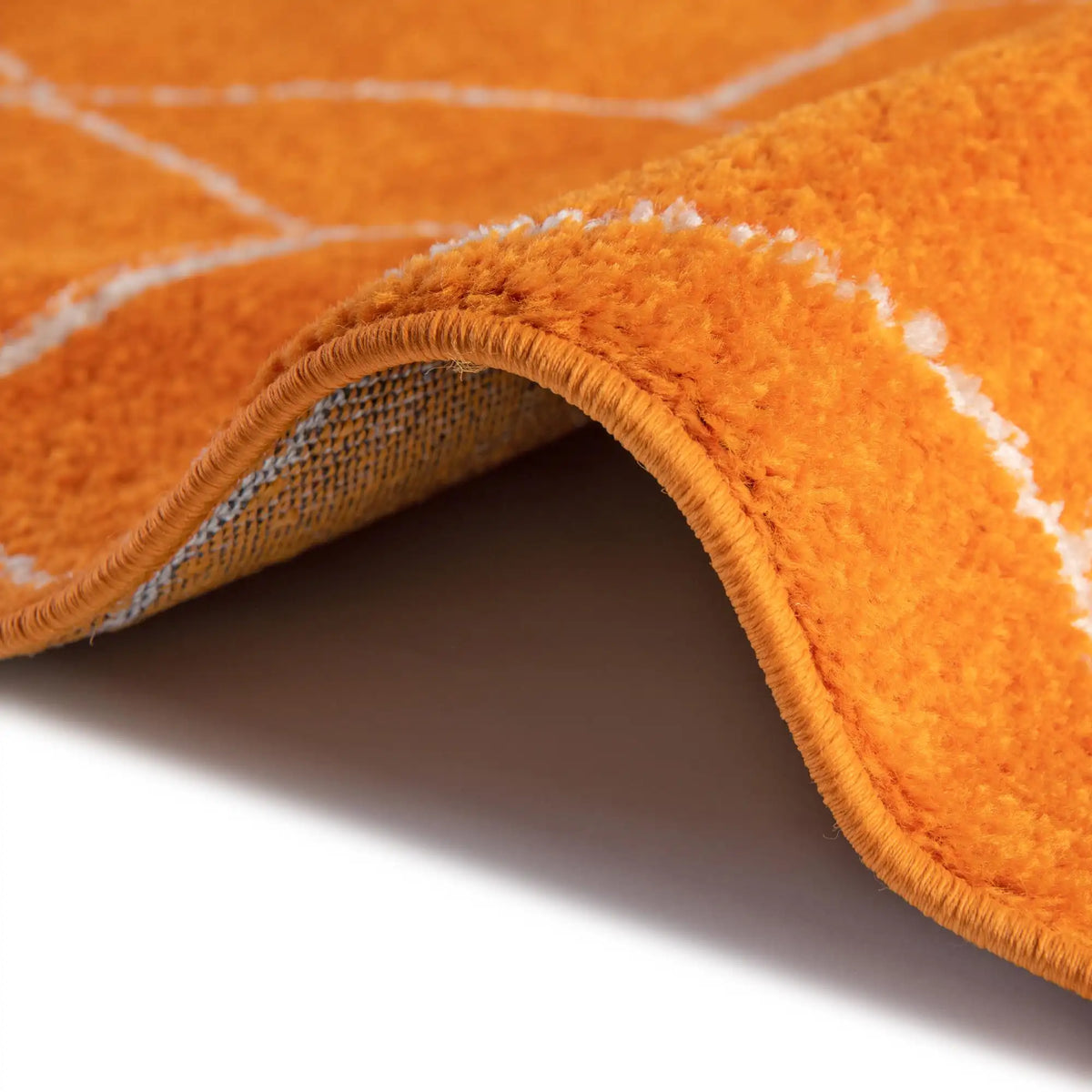 Rechteck Teppich Trellis Frieze in Orange von Hadorn™ - Lifestyle Image