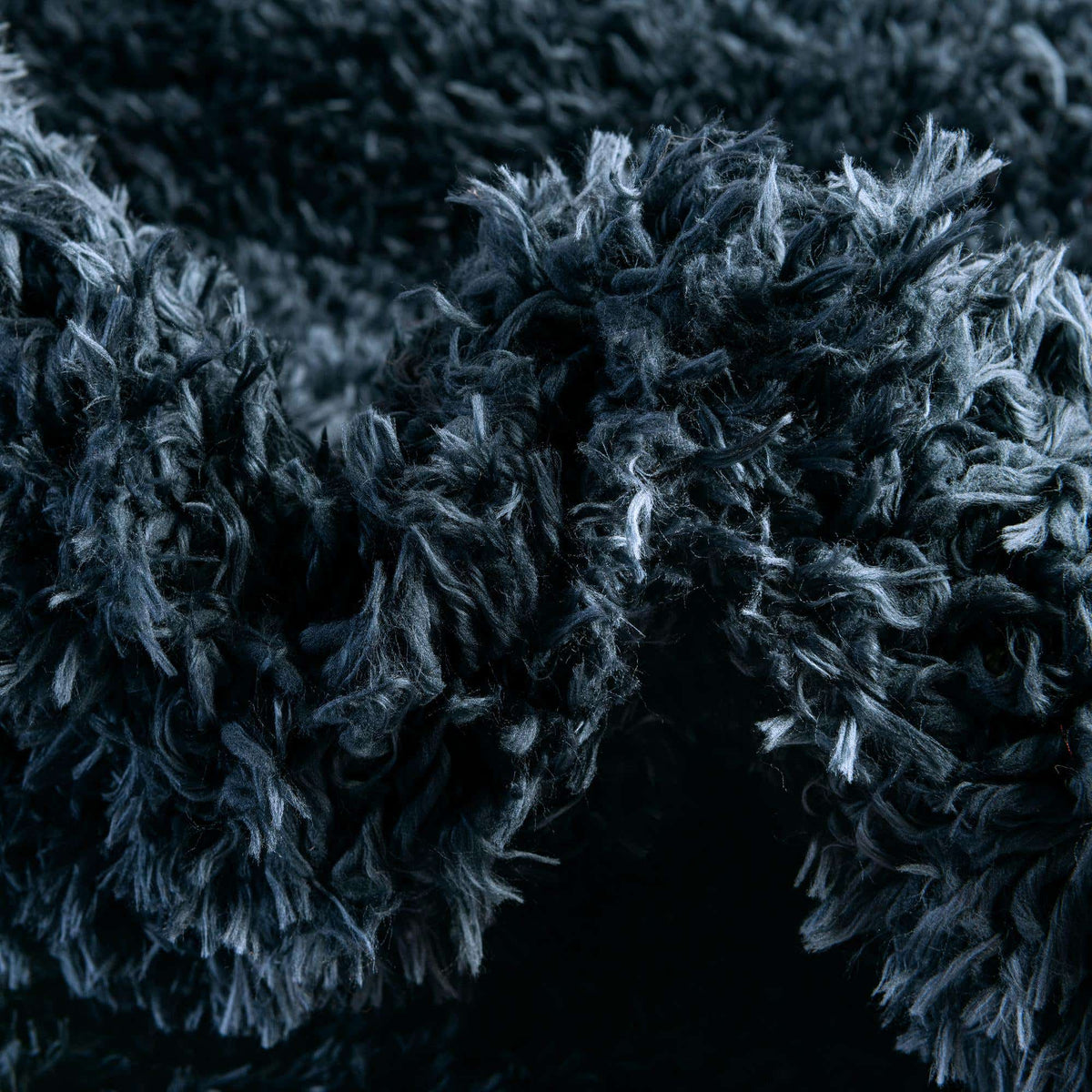 Rechteck Hochflorteppich Infinity Shag in Blau von Hadorn™ - Lifestyle Image