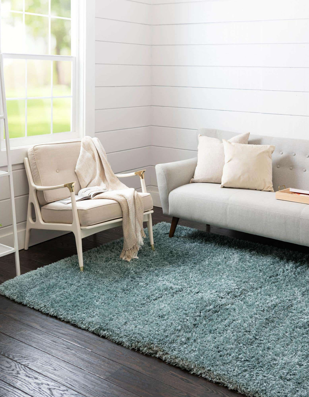 Rechteck Hochflorteppich Infinity Shag in Schieferblau von Hadorn™ - Lifestyle Image