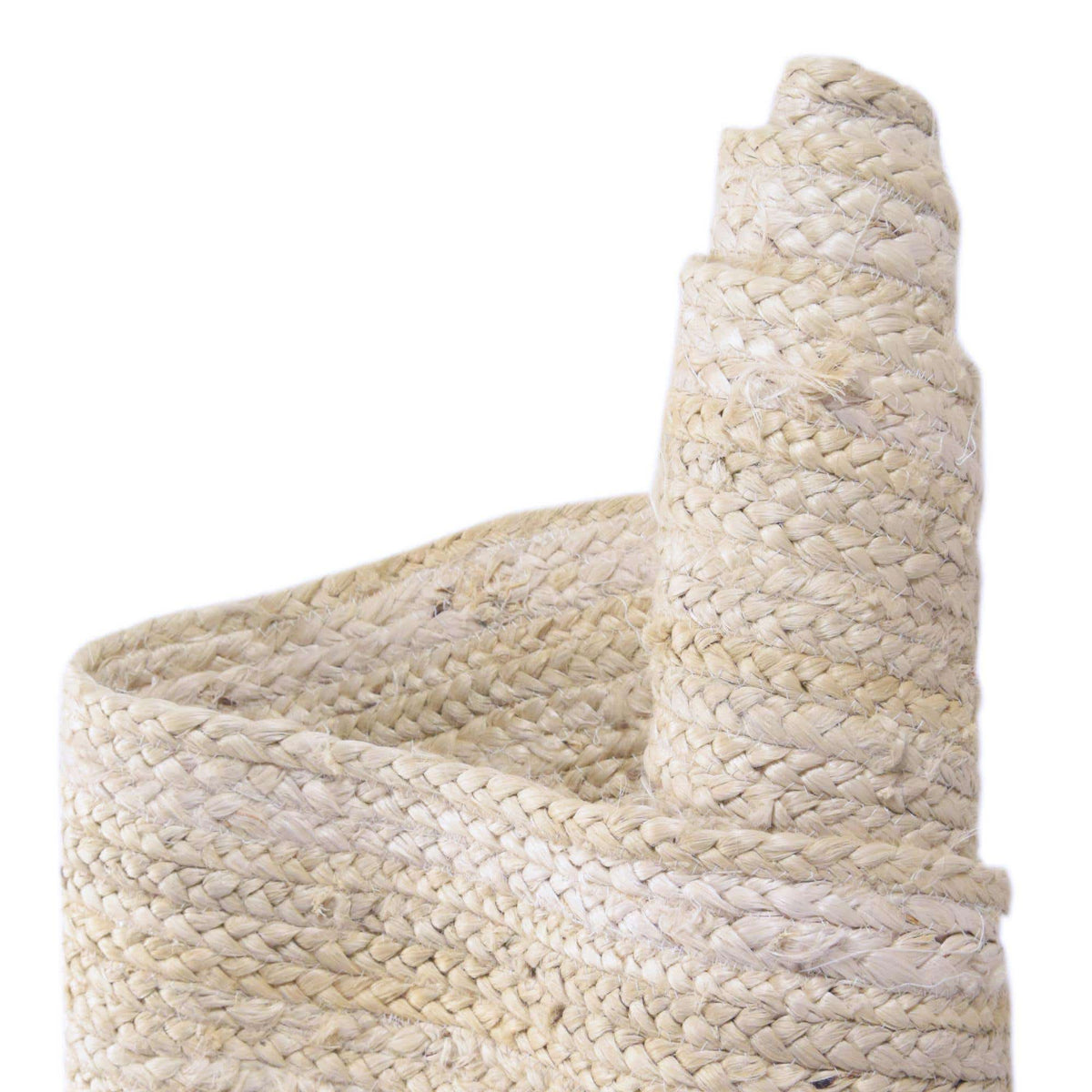 Quadratisch Teppich Braided Jute in Weiss von Hadorn™ - Lifestyle Image
