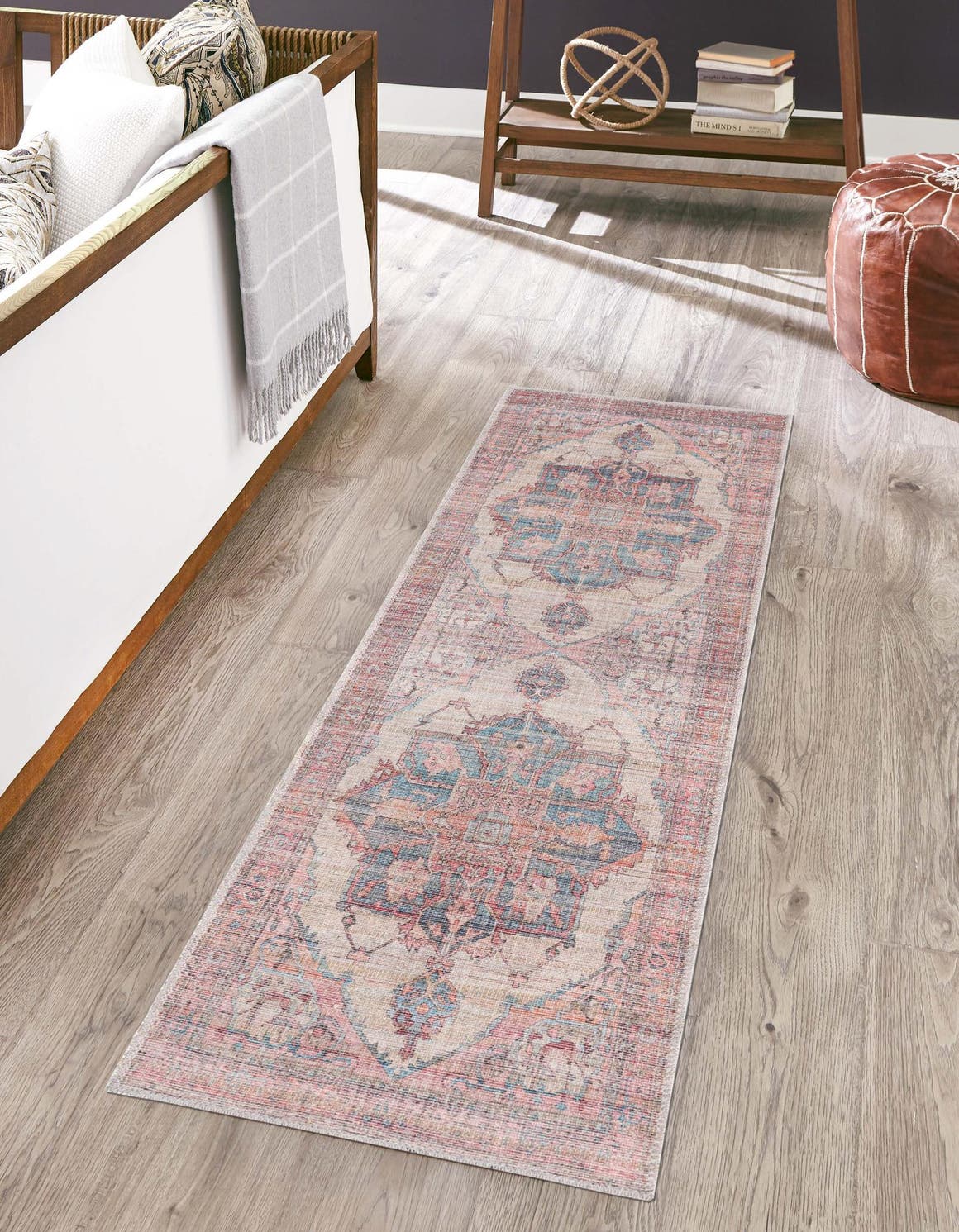Läufer Teppich Nostalgia in Antikes Beige von Hadorn™ - Lifestyle Image