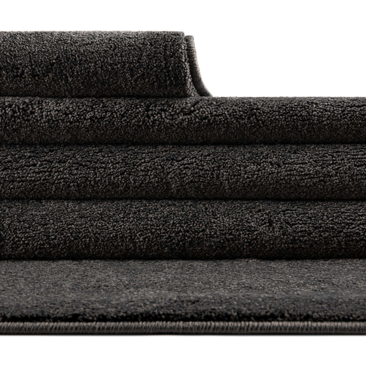 Läufer Teppich Everyday Solid in Stom Grau von Hadorn™ - Lifestyle Image