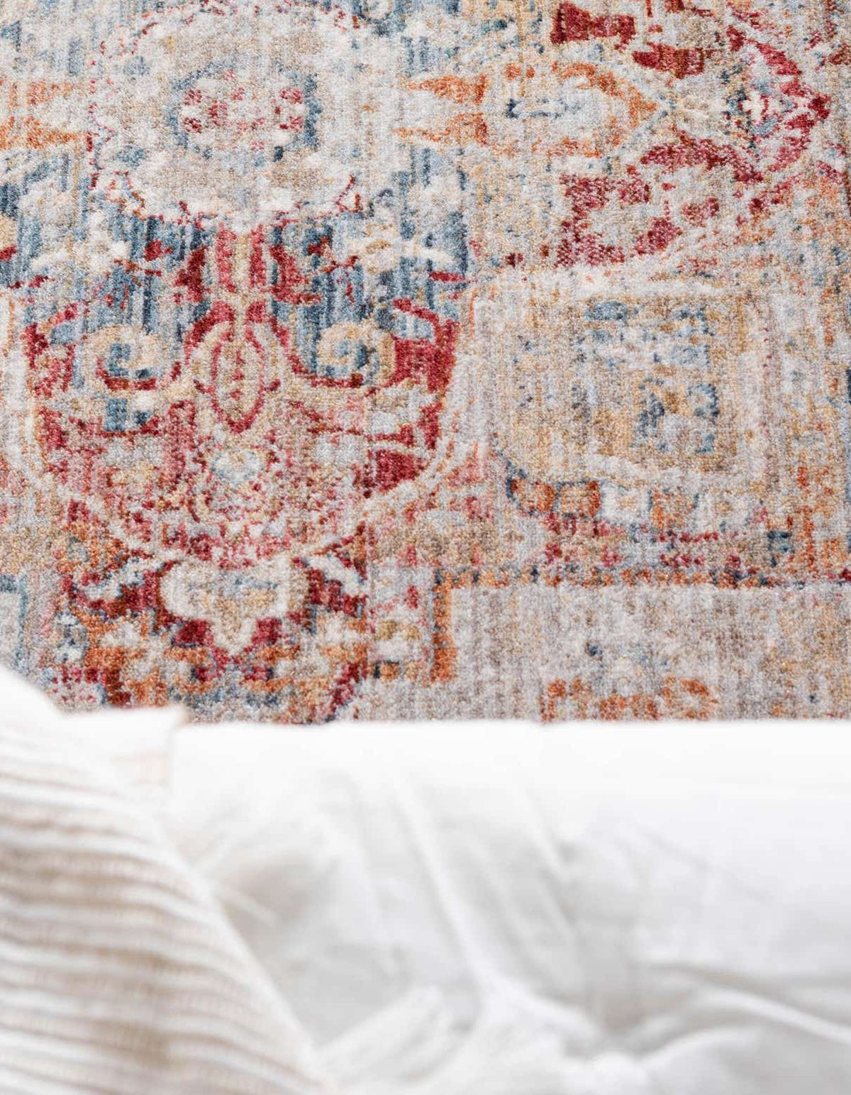 Rechteck Teppich Noble in Mehrfarbig von Hadorn™ - Lifestyle Image